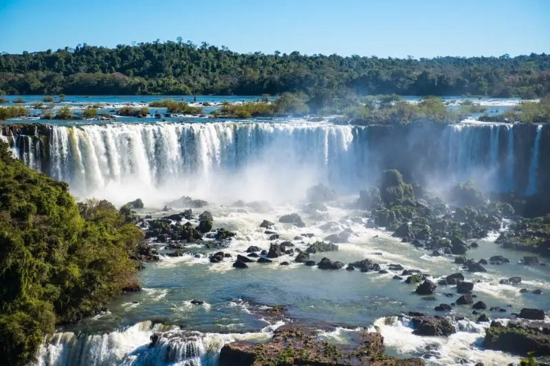 Onde ficam as Cataratas do Iguaçu?